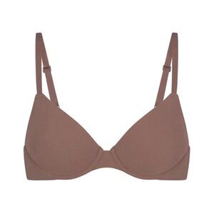 NWT Skims Fits Everybody T-shirt Bra